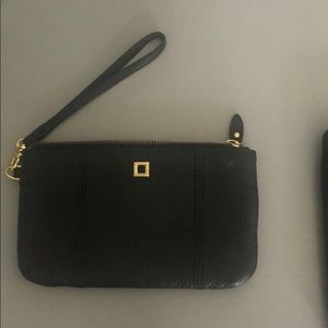 Black zip wristlet